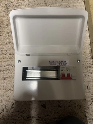 Fusebox F2007M 7 Way Metal Consumer Unit with 100A Main Switch Incomer 18th - Image 1 of 3