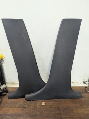 Par de paneles de ajuste de pilar B columna inferior BMW Serie 5 E39 negro8172422 8172421 Foto 1 de 4