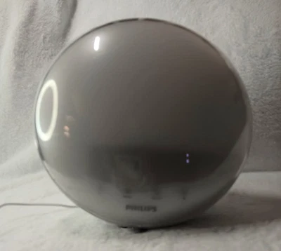 Philips Wake-up Light HF3520 Sunrise Simulation Alarm Clock FM Radio LED Working - Image 1 of 4
