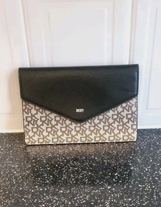 DKNY Clutch/ticket and Passport holder - Picture 1 of 5