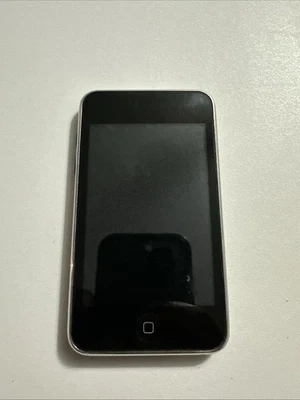 Apple iPod Touch 3rd Generation (8 GB) Black - Image 1 of 2