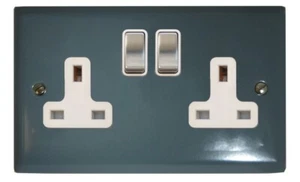 Placa de espectro G&H SDG210 gris oscuro 2 velocidades doble 13A enchufe conmutado - Imagen 1 de 1