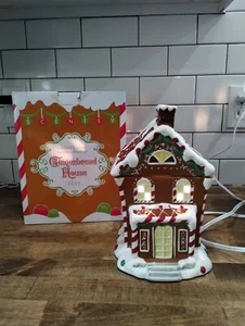 Scentsy Christmas Gingerbread House Limited Edition Warmer 2015 w/box! ~works~ - Picture 1 of 10