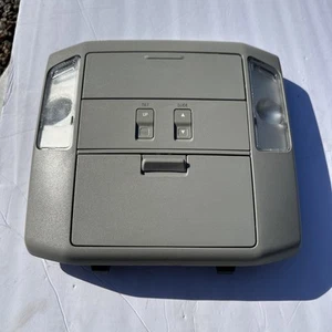 2007-2013 Toyota Tundra Overhead Console Gray Sunroof Map Lights OEM Read - Picture 1 of 8