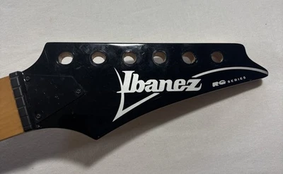 Guitarra Ibanez RG170 2001 cuello de arce Wizard II 24 trastes incrustaciones de puntos negra Foto 1 de 4