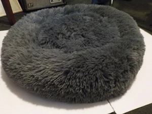 Details by Precious Tails Super Luxury Fur Bolstered Cat & Dog Bed, Gray - Picture 1 of 7