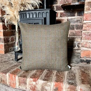1332. Green check Tweed Cushion Cover. 100% WOOL, Various sizes - Picture 1 of 5