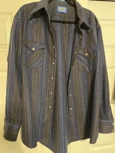 Pendleton Woolen Mills Canyon Shirt (L).   Snap front western style. - Picture 1 of 5