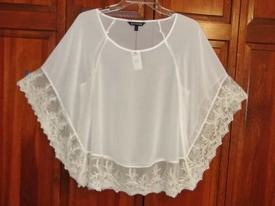 Top Pullover Express para Mujer Marfil Transparente con Encaje y Ala de Murciélago Manga Corta - Talla S Foto 1 de 4