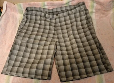 Shorts de golfe Grand Slam Performance masculino tamanho 36 cinza xadrez cinco bolsos  - Imagem 1 de 4