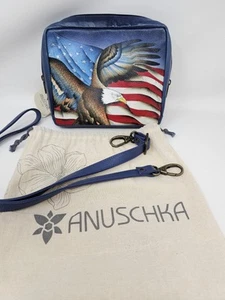 Nuevo con etiquetas Bolso de Mano Anuschka Cuero Pintado a Mano Águila Estrellas y Rayas con Bolsa para el Polvo - Imagen 1 de 5