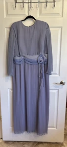 VTG Evening/ Special Occasions Dress Custom Size 22/12 NWT Lovely Light &Airy - Picture 1 of 24
