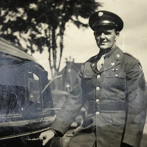 Vintage Antique Military Soldier Photograph Dress Uniform Handsome Patch Medal - Picture 1 of 4