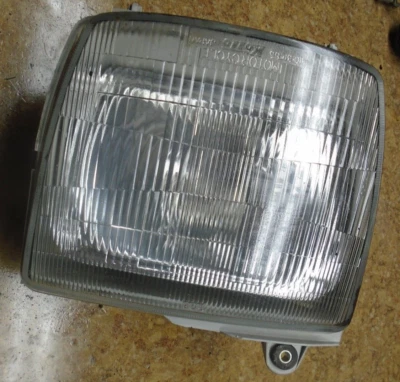 Yamaha Venture XVZ1300 XVZ 1300 1987 faros delanteros lente 1986 1988 Foto 1 de 4