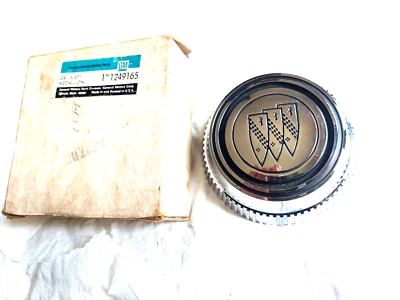 1977-1978 Buick колесо крышка центральный колпак медальон GM # 1249165 - Изображение 1 из 3