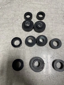 AUTOPRO BM1018, Rubber Subframe Body Mounts. 67-72 Firebird/Trans AM Camaro - Bild 1 von 11