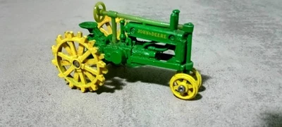 Siku 1:43 -  TRATTORE JOHN DEERE - VERSIONE USA - Immagine 1 di 3