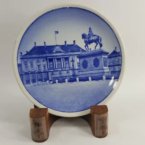 Royal Copenhagen Mini. Collector Plate Fajance 13 "AMALIENBORG SLOT" BDGF1 - Picture 1 of 4