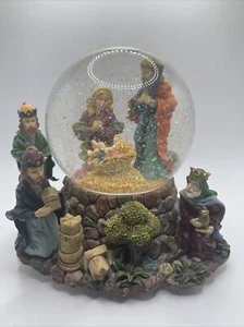 Vintage Musical Nativity Snow Globe Mary Joseph Baby Jesus Three Shepherds - Picture 1 of 5