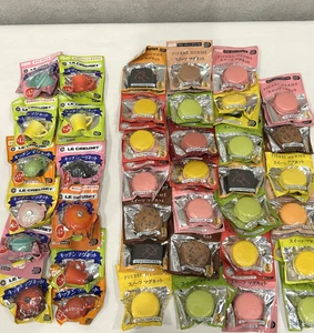 Nuovo set di 10 magneti da cucina in miniatura Le Creuset & Pierre Herme selezione mista - Foto 1 di 8