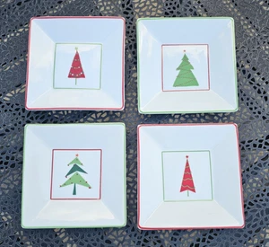 Juego de 4 Platos Cuadrados Cajón y Barril ÁRBOL DE NAVIDAD 5.25" Rojo Verde Vacaciones - Imagen 1 de 8