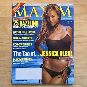 MAXIM Magazin November 2003 Das Tao der Jessica Alba, lecker - Bild 1 von 3