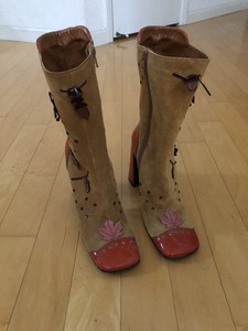 prada fitted patent boots