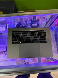 Teclado Macbook Pro A1990 (dañado por agua) - Imagen 1 de 6