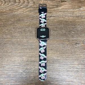 Star Wars Lucasfilm Ltd Mandalorian Baby Yoda LED Digital Watch Pre-Owned - Picture 1 of 9