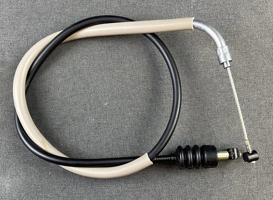 NEW GENUINE APRILIA MOTO 6.5 650 1995-1999 CLUTCH CABLE AP8114352 - Image 1 of 1