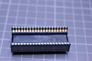 5 Stück Burn-In Test Sockel 40 Pin TST406T2TNG Robinson Nugent - Bild 1 von 1