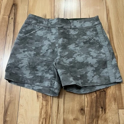 Spanx Twill Shorts Pull On Smooth Shaping Slimming Gray Camo Sz Small 5” Inseam - Image 1 of 4