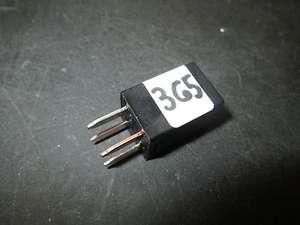 RELÉ GM #13500113 *Ver descripción del artículo* (RELÉ-365) - Imagen 1 de 2