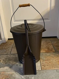 Napa Forge Burnished Bronze Ash/Pellet Bucket With Lid & Shovel - Picture 1 of 5