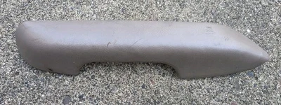 96-02 丰田 4Runner 后驱动门扶手拉手 原始设备制造商 棕褐色皮革 — 第 1/4 张图片