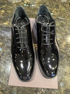 Zapatos de charol Oxford Vellapais para hombre negros con cordones esmoquin precio de venta sugerido por el fabricante $329 nuevos en caja - Imagen 1 de 4