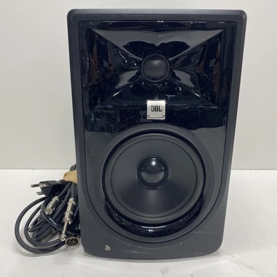 Altavoz monitor de estudio JBL 305P MkII negro audio profesional de campo cercano de 5 pulgadas Foto 1 de 4
