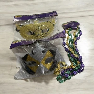 2 Mardi Gra Mask & Beads - Picture 1 of 1