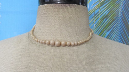 OFF WHITE Collana con filo di perle finte bianco sporco 16"