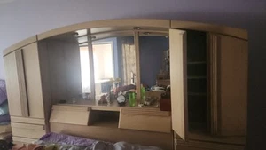 Solid Wood Bedroom set - Picture 1 of 9