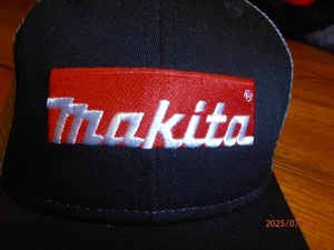 NWOT- MAKITA TRUCKER STYLE ADJUSTABLE SNAPBACK CAP/HAT/BASEBALL CAP MENS OSFM - Picture 1 of 7