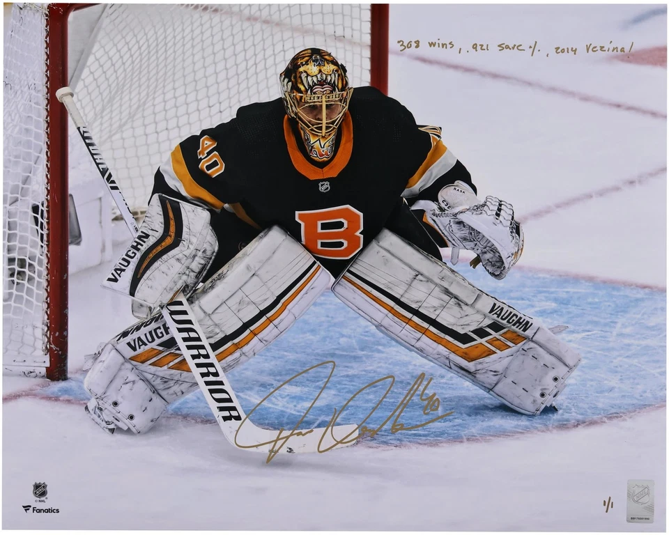 Foto neta firmada por Tuukka Rask Boston Bruins 16x20 con piezas - dorada - LE 1 de 1 Foto 1 de 1