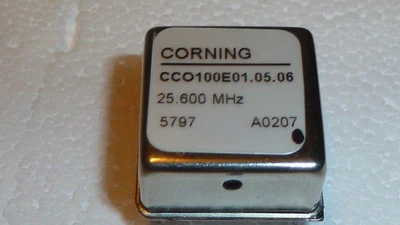 CORNING FREQUENCY CONTROL INC CCO100E01.05.06 Crystal Oscillator 25.600MHz 5-PIN - Image 1 of 4