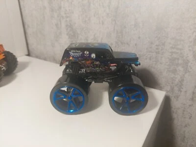Hot Wheels Moster Jam Trucks Son Uva Digger Mattel EUA Importado Raro Colecionável  - Imagem 1 de 4