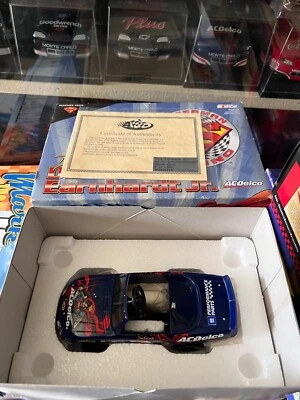 动作 - Dale Earnhardt Jr. #3 AC Delco/Superman 银行踏板车 /7500 — 第 1/2 张图片