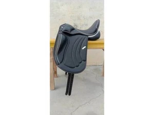 ANTIQUESADDLE New Leather Dressage Saddle, Changeable Gullets Saddle 17" - 18" - Picture 1 of 9