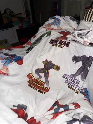 漫威复仇者联盟双贴合/平床单套装2个枕套美国队长绿巨人 — 第 1/4 张图片