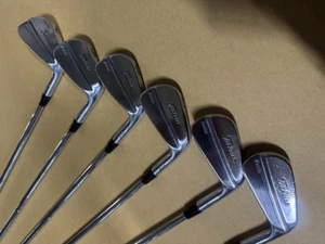 Titleist 714 MB Iron Set 6pcs 5-Pw Flex S Stiff Dynamic Gold S200 - Picture 1 of 4