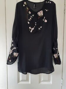Top Beautifully Embroidered Boho Style Black and Pink Size 12 