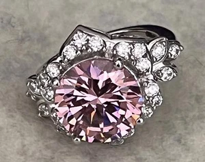 Brand New Sterling Silver Clear CZ with Center Large Pink CZ stone Size 5 3/4 - Picture 1 of 9